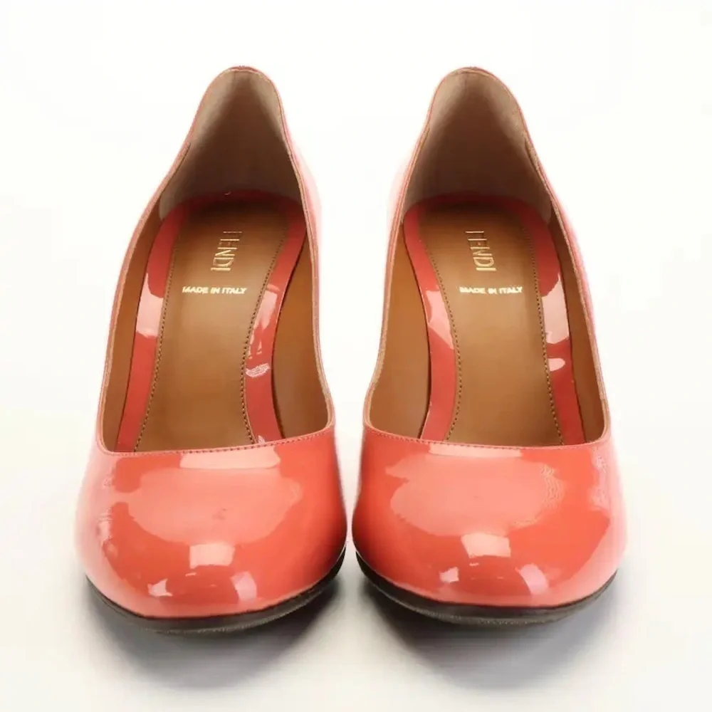 Fendi Leather Pumps with Stiletto Heels - Picture 7 of 8